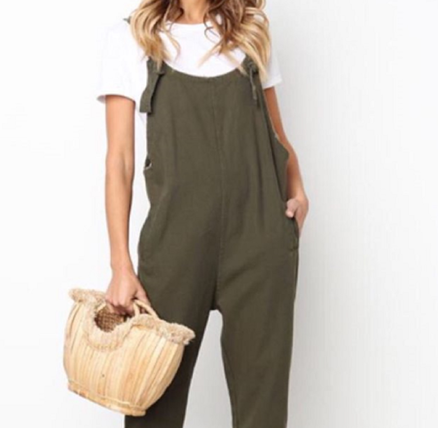 Knot and Crop womens fashion store